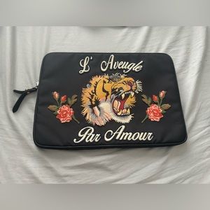 Gucci Black L'aveugle Par Amour Laptop Case